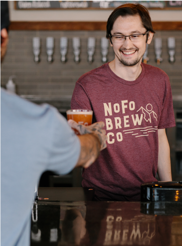 Brewer beards, bearded brewing man T-Shirt : Clothing, Shoes & Jewelry